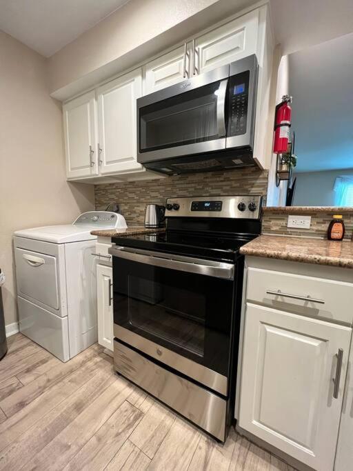 Beautiful/Spacious 2 Bedroom Houston Near Galleria Екстериор снимка
