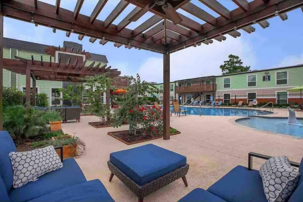 Beautiful/Spacious 2 Bedroom Houston Near Galleria Екстериор снимка