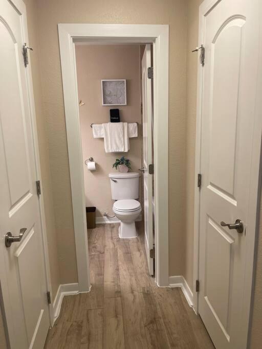 Beautiful/Spacious 2 Bedroom Houston Near Galleria Екстериор снимка