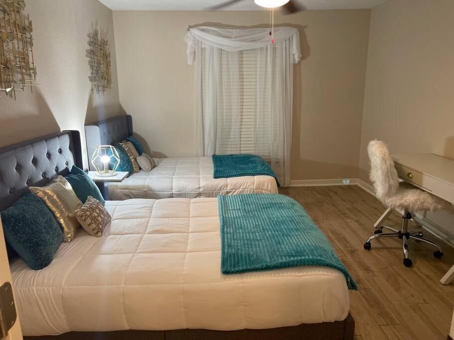 Beautiful/Spacious 2 Bedroom Houston Near Galleria Екстериор снимка